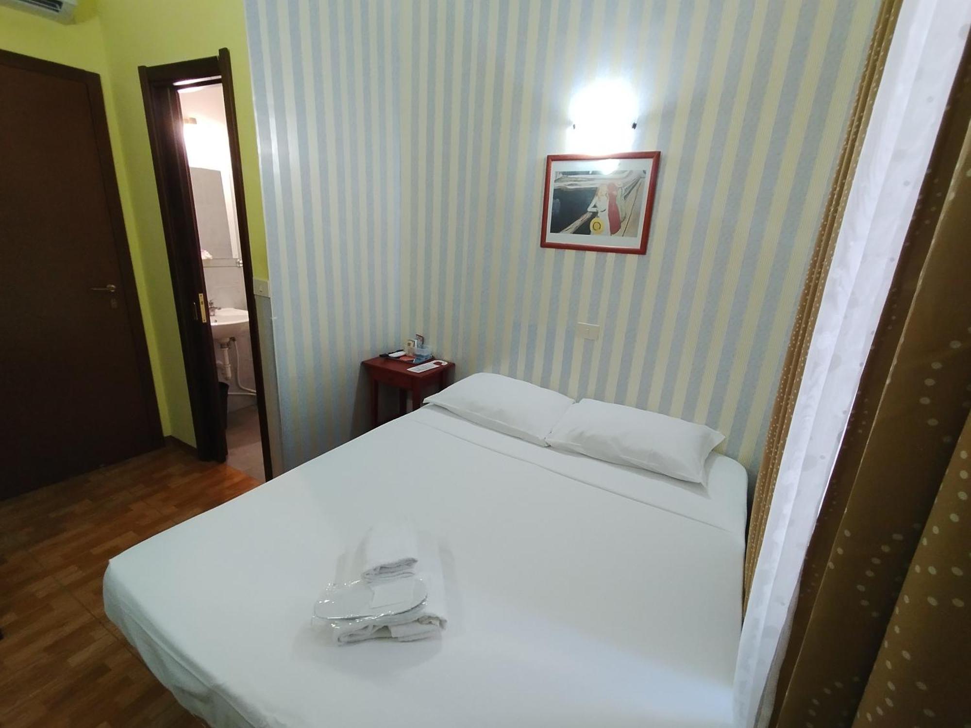 Booking Inn Settembre 95 罗马 客房 照片